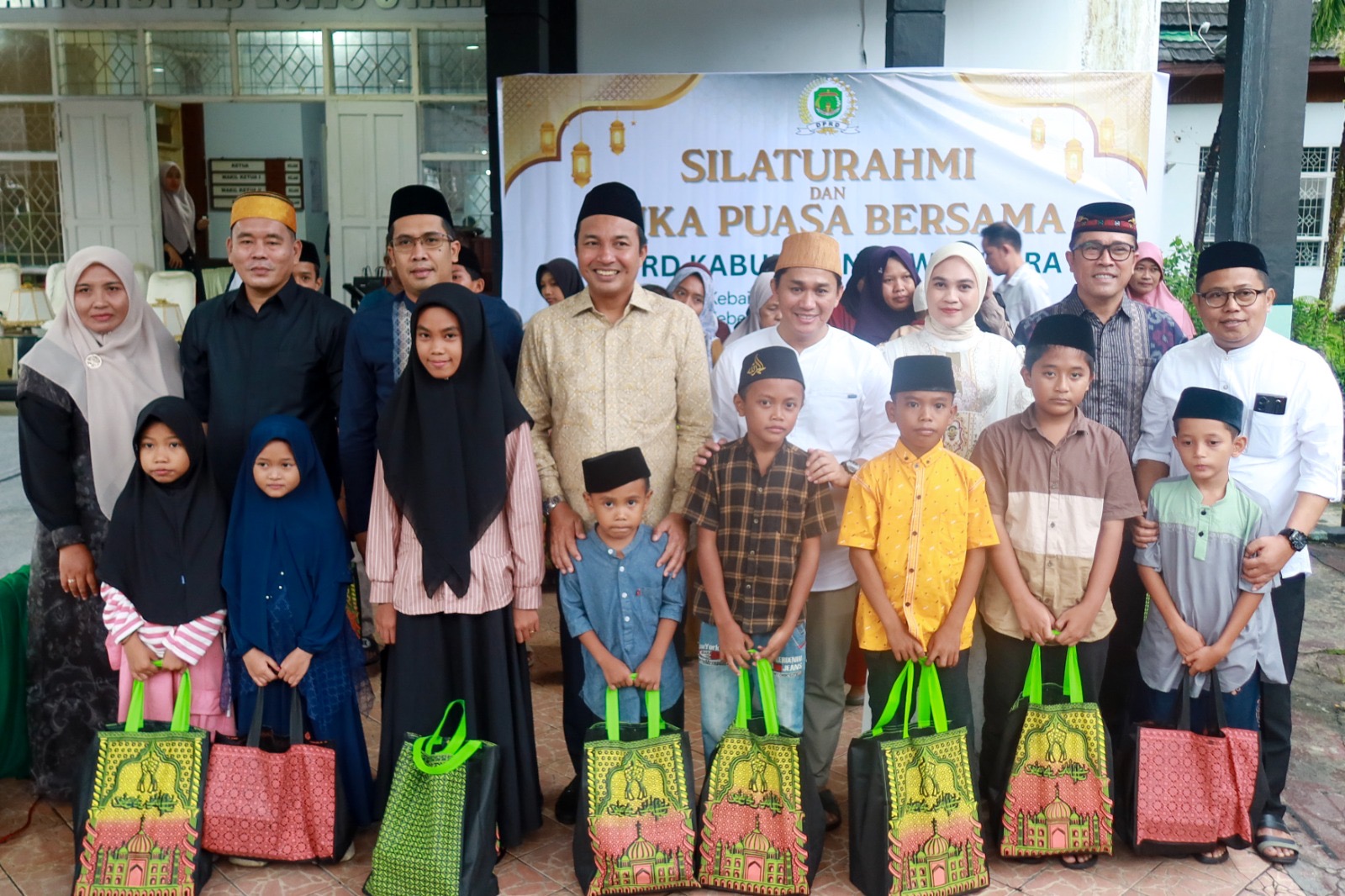 Bupati Luwu Utara Hadiri Buka Puasa bersama DPRD, Pemda dan Masyarakat 