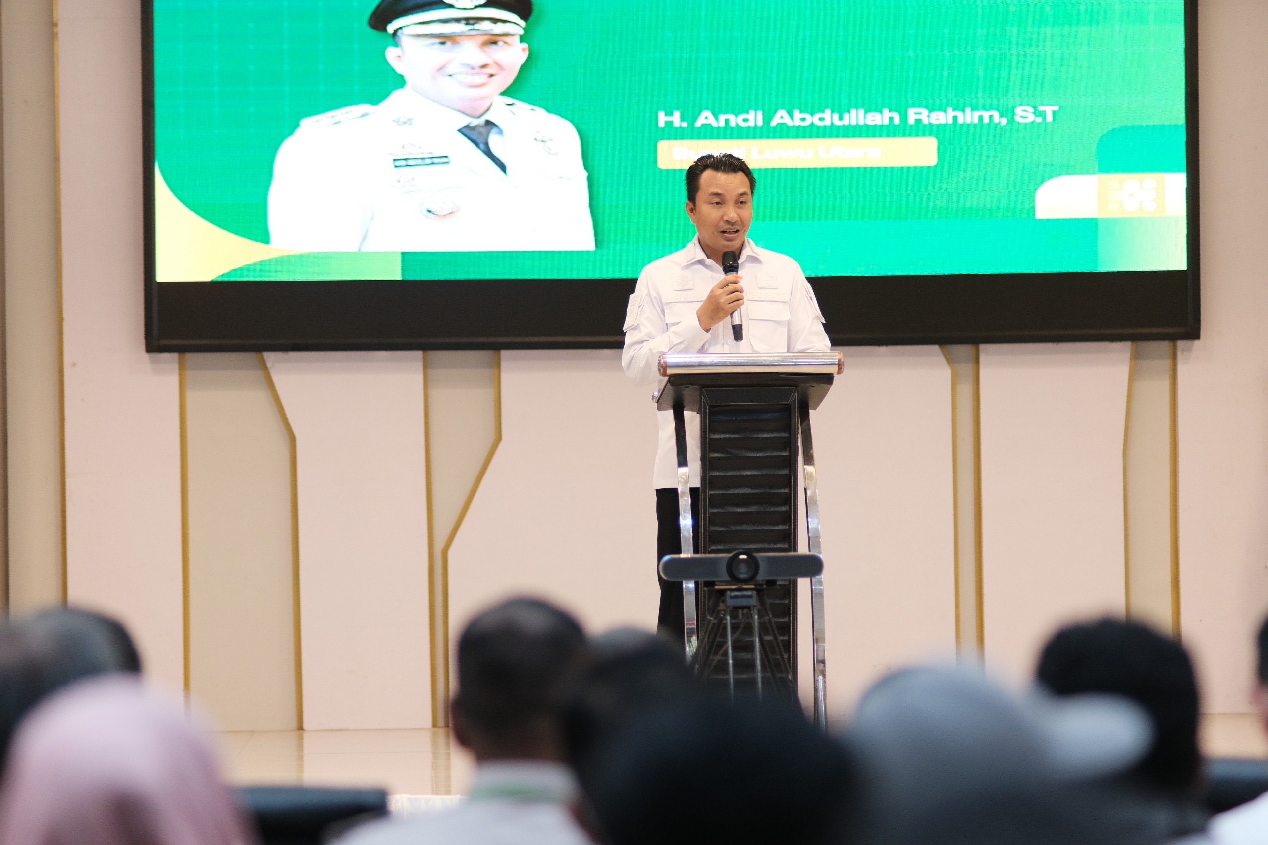 Bupati Luwu Utara menghadiri seminar Nasional penanggulangan bencana banjir di Kabupaten Luwu Utara
