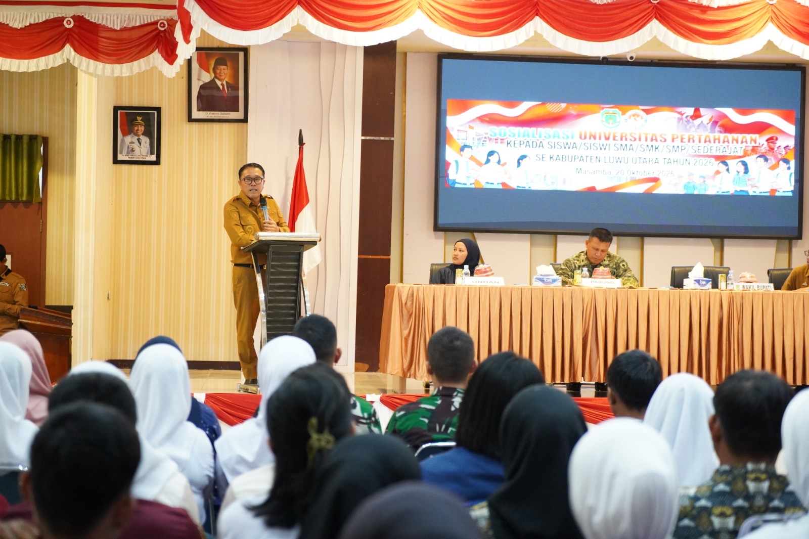Wabup Lutra secara resmi membuka sosialisasi Universitas Pertahanan RI