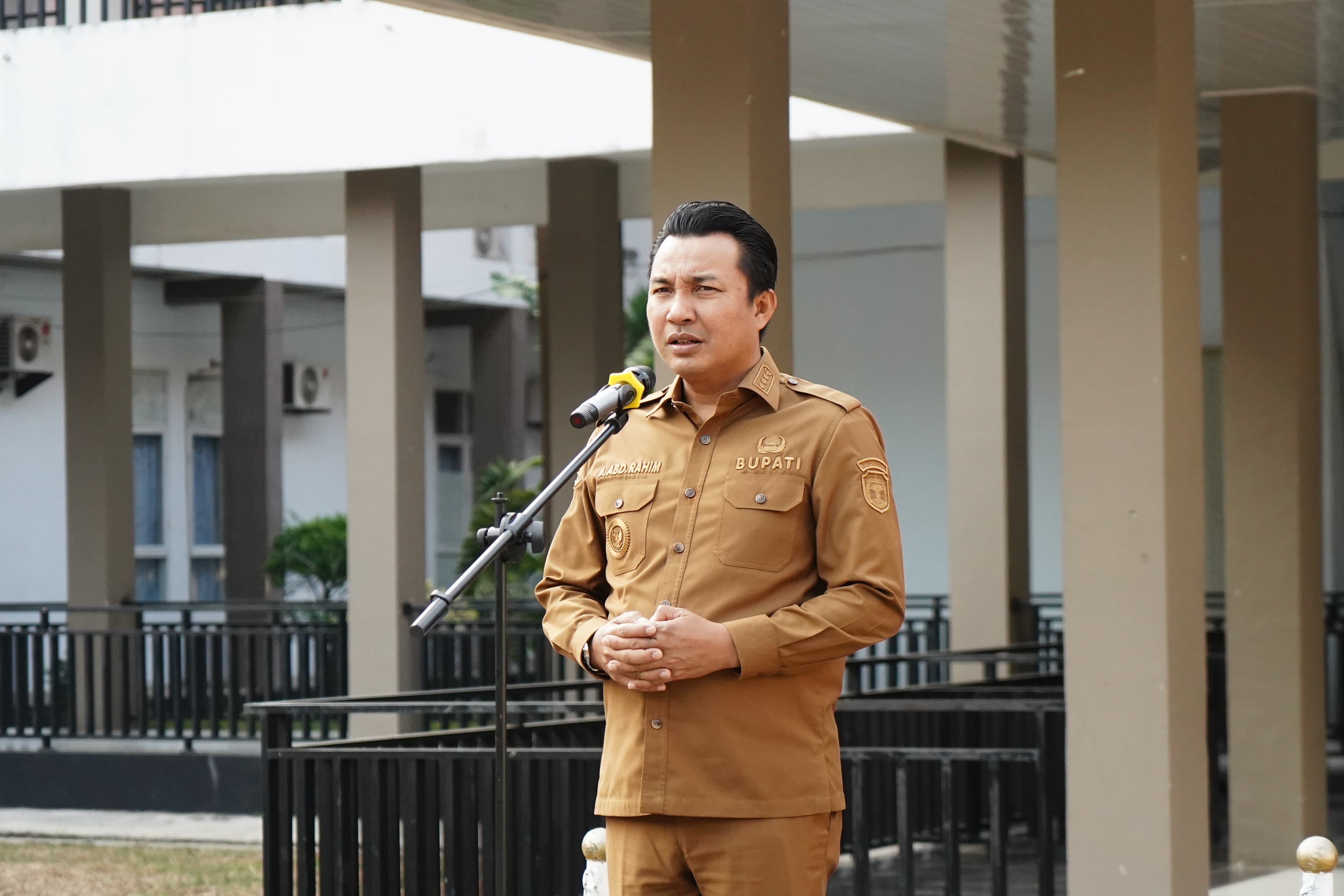 Bupati Lutra Tegaskan Disiplin ASN: TPP Segera Di Bayarkan Digitalisasi Dan Kesiapan Tanam Padi Di P