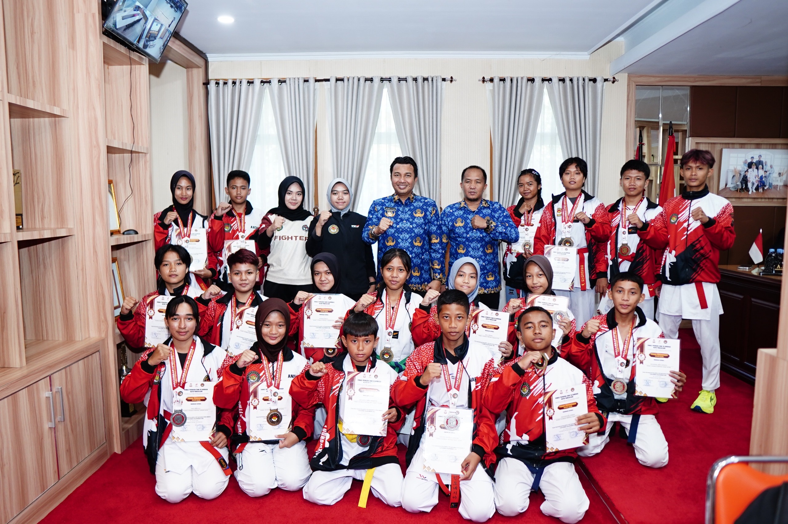 Raih 10 Medali Emas, atlet Dojang Fighter Taekwondo Masamba temui Bupati Luwu Utara 