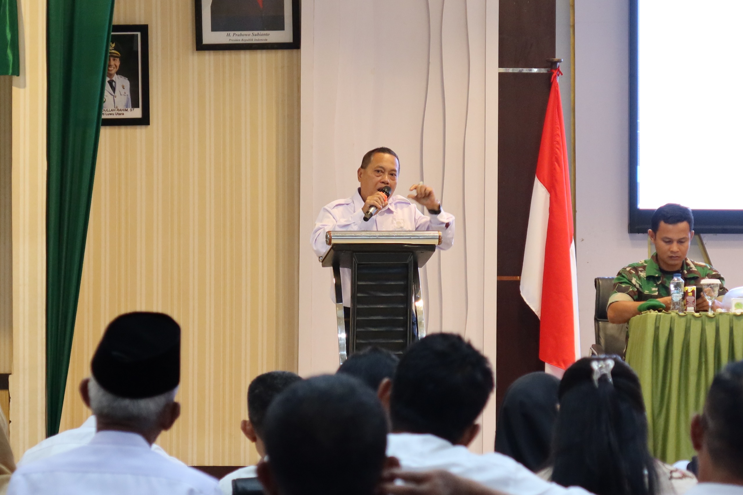 Sekda Lutra buka sosialisasi POSBANKUM Luwu Utara 