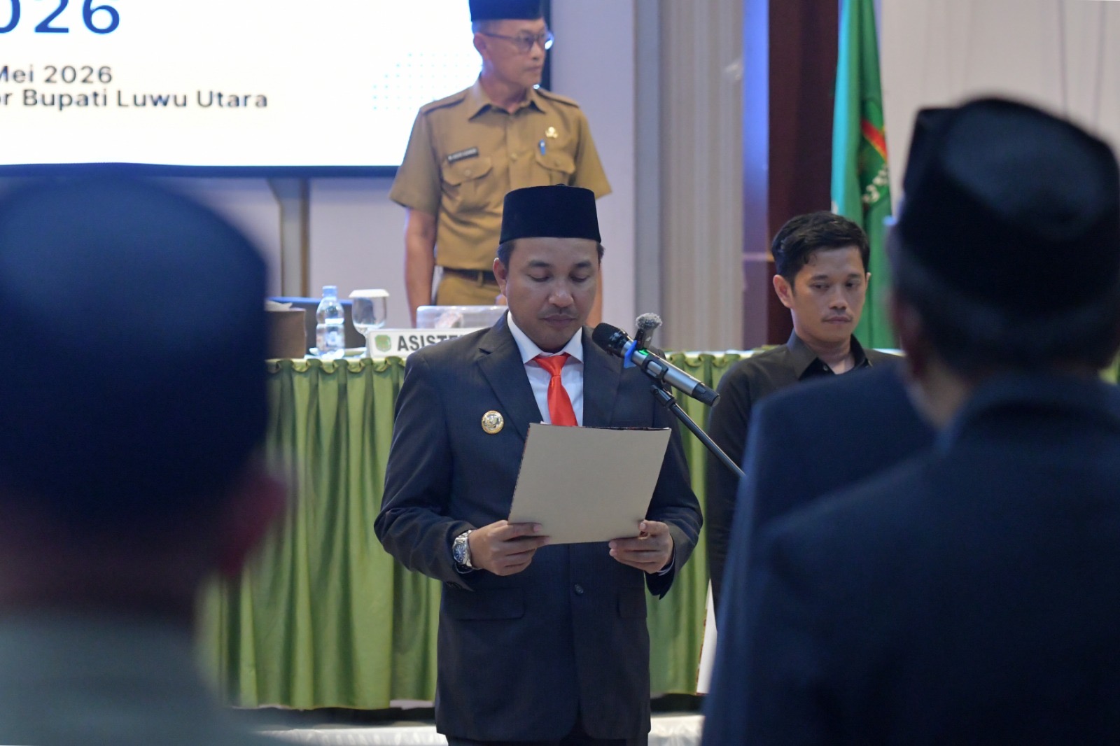  Lantik 41 Pejabat Administrator dan pejabat pengawas, Andi Rahim sampaikan ini.