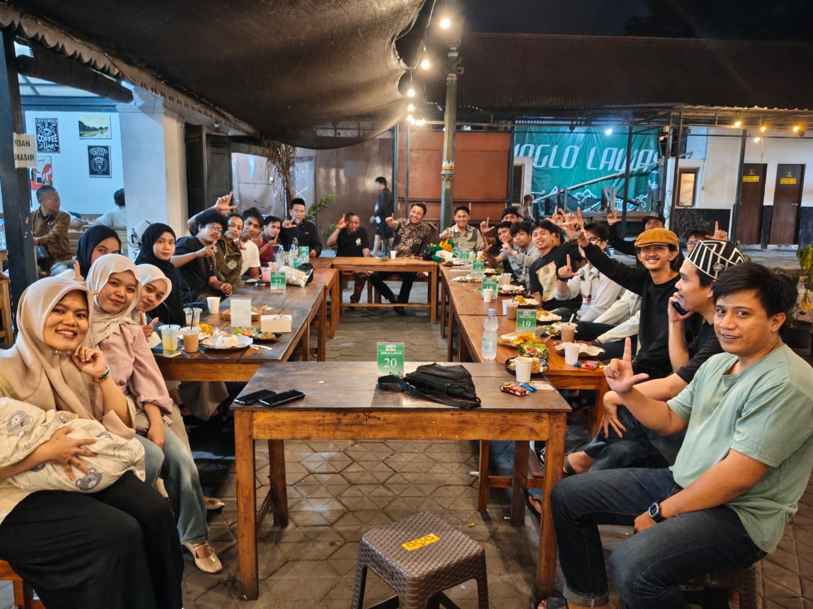 Bupati Luwu Utara Perkenalkan Rencana POLTEKIS di Hadapan Mahasiswa Luwu Raya di Yogyakarta