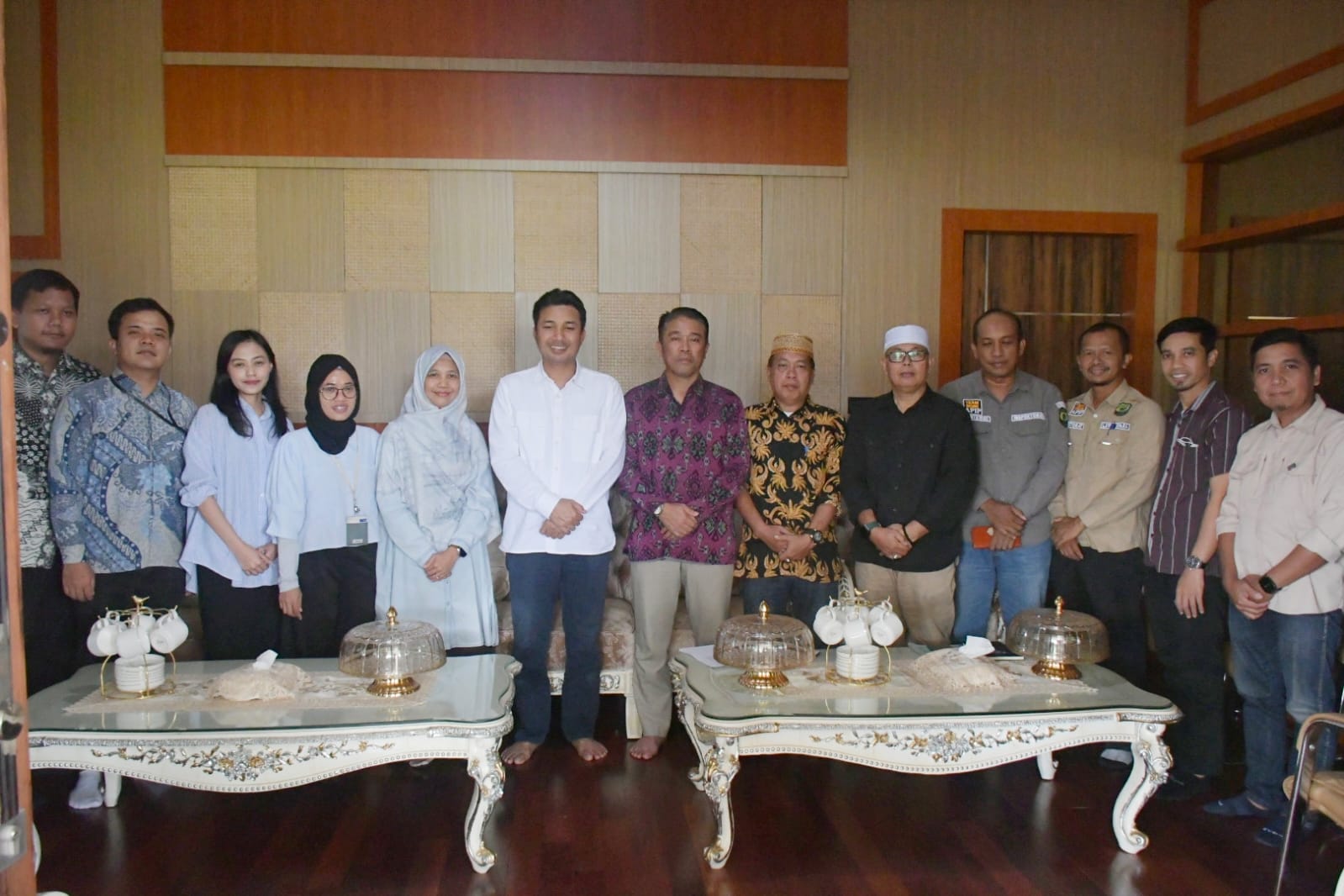 Bupati Luwu Utara melakukan exit meeting dengan BPK Sulsel