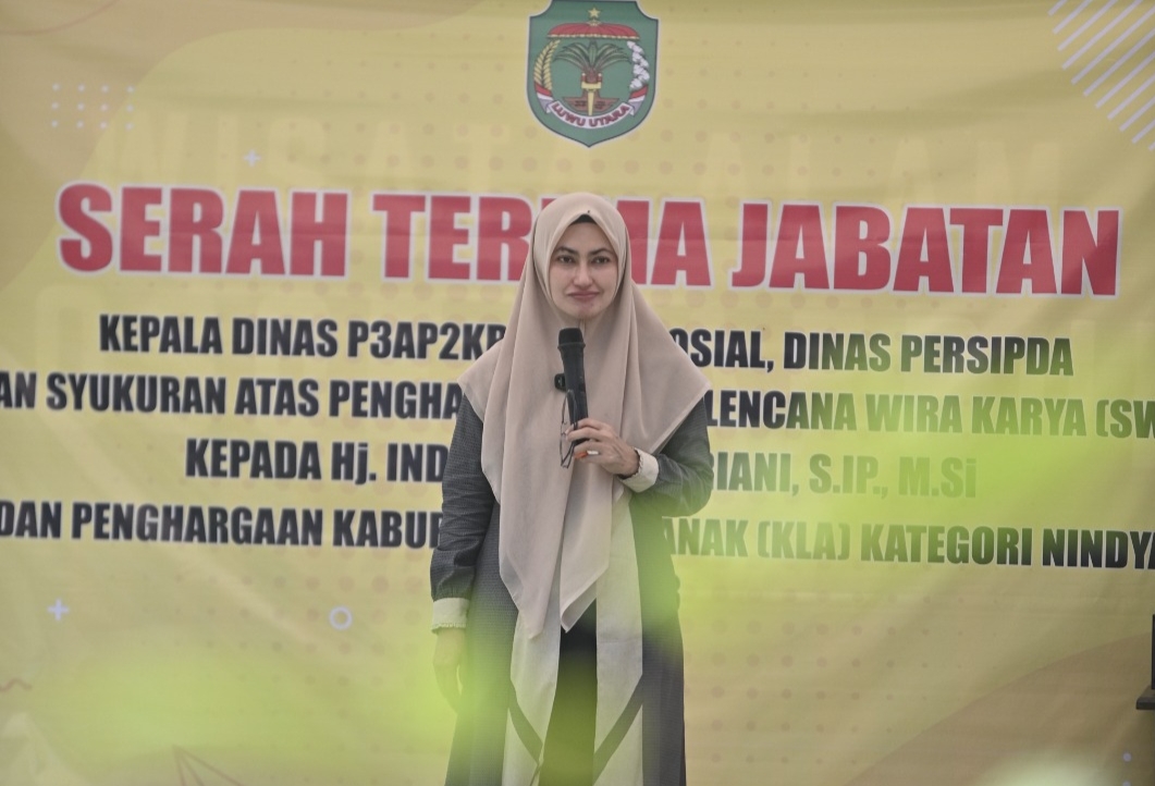 Sertijab Tiga Kepala OPD, Indah Putri Indriani : Harus Memberi Warna Baru