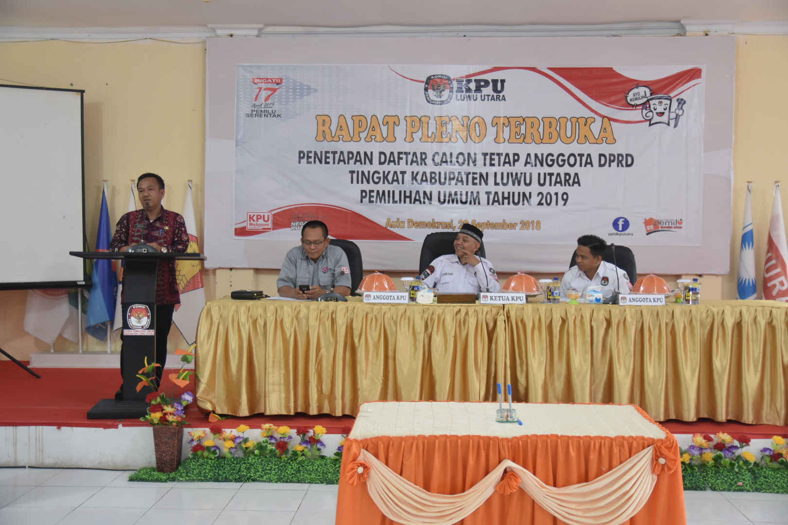 KPU Luwu Utara Tetapkan 375 Caleg Tetap Pemilu 2019, Pemda Siap Beri Dukungan