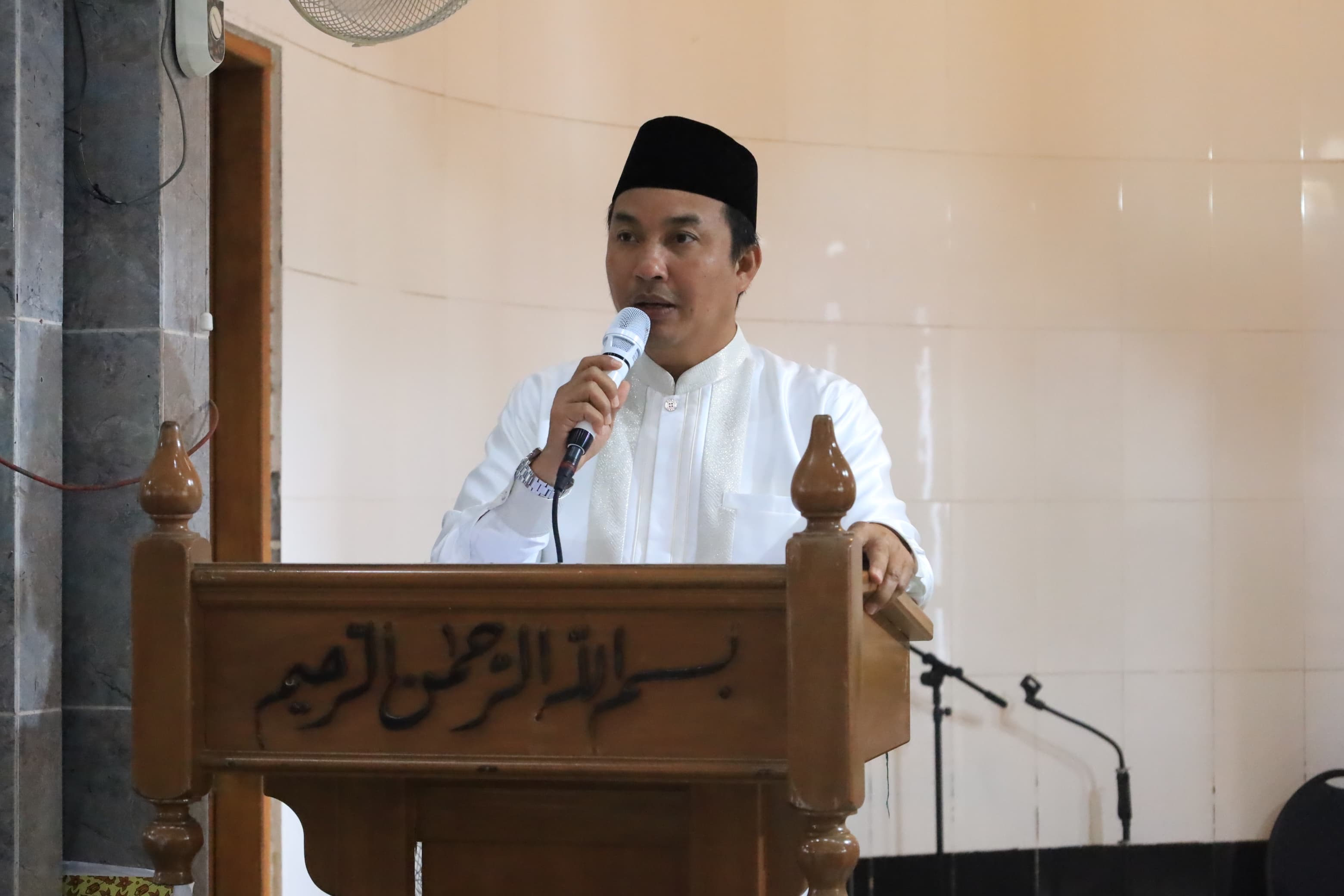 Solat ied di masjid Agung Syuhada, Bupati Andi Rahim sampaikan ini.