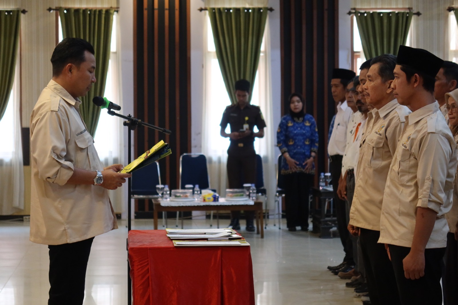 Bupati Luwu Utara secara resmi mengukuhkan pengurus KTNA Luwu Utara 