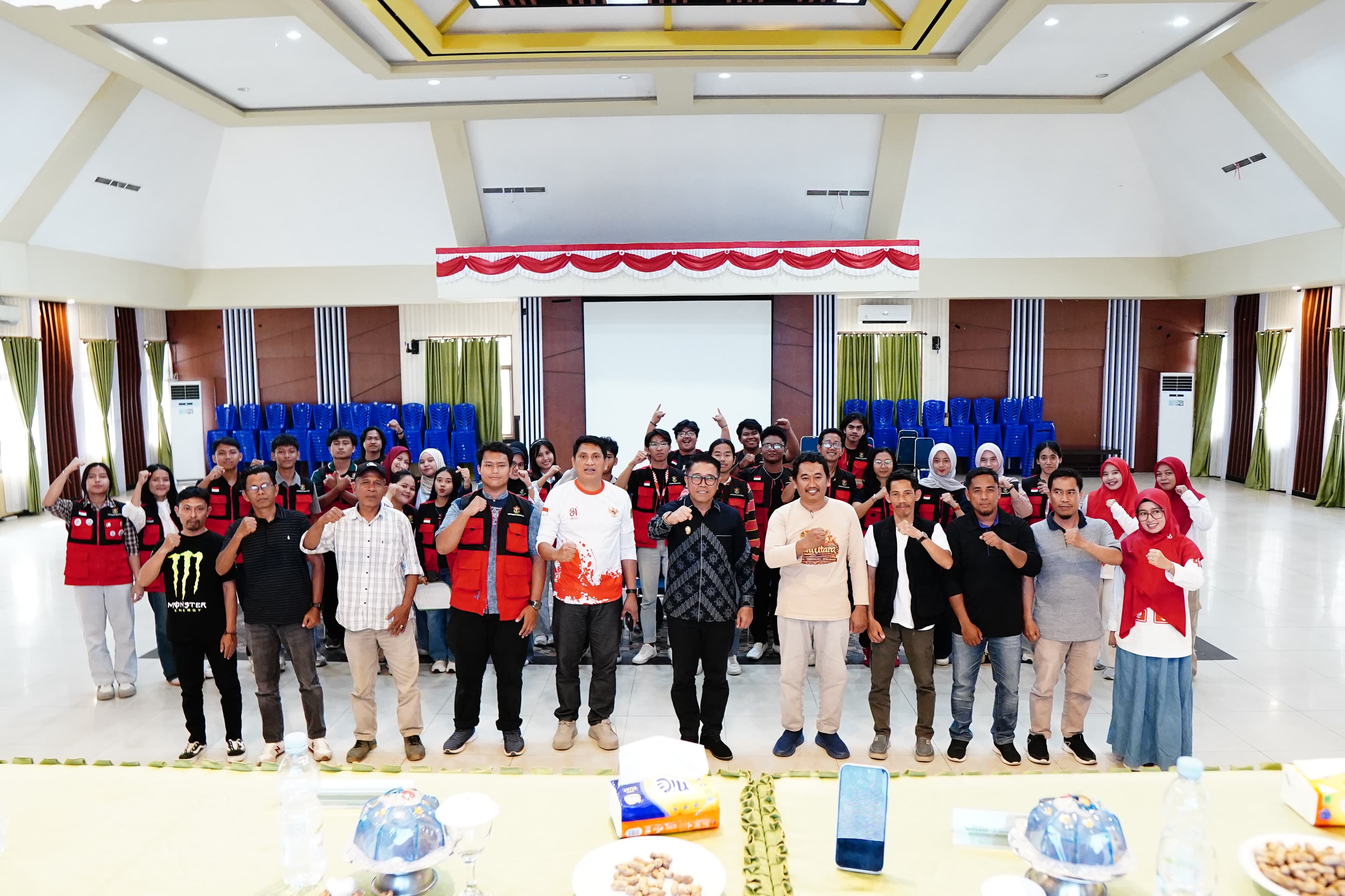Wabup Luwu Utara secara resmi melakukan penarikan terhadap 31 Mahasiswa Universitas Hasanuddin