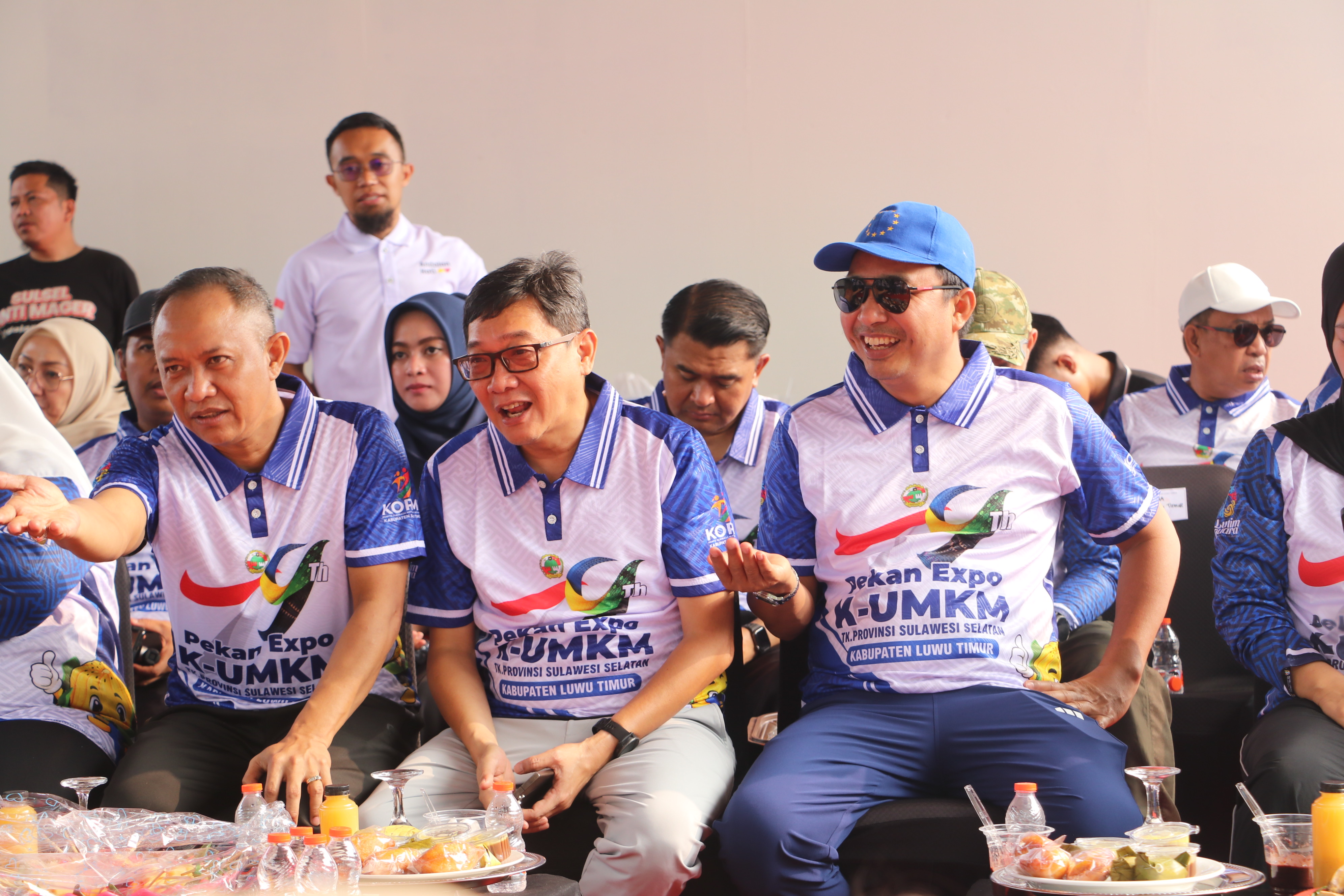 Dari Sorowako Untuk Hidup Sehat Bupati Dan Ketua TP PKK Lutra Ikuti Jalan Sehat Anti Mager